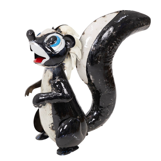 [Pre-order] Petal the Polite Skunk